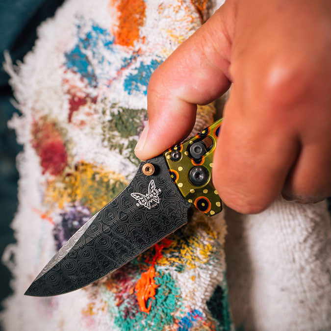 Mini Adira™ DeYoung Edition — Benchmade® x Abel